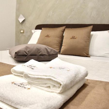 Les 3 Chambres Lecce Extérieur photo