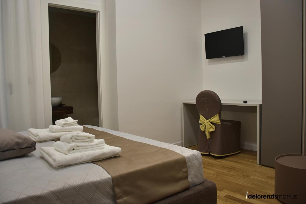 Les 3 Chambres Lecce Extérieur photo